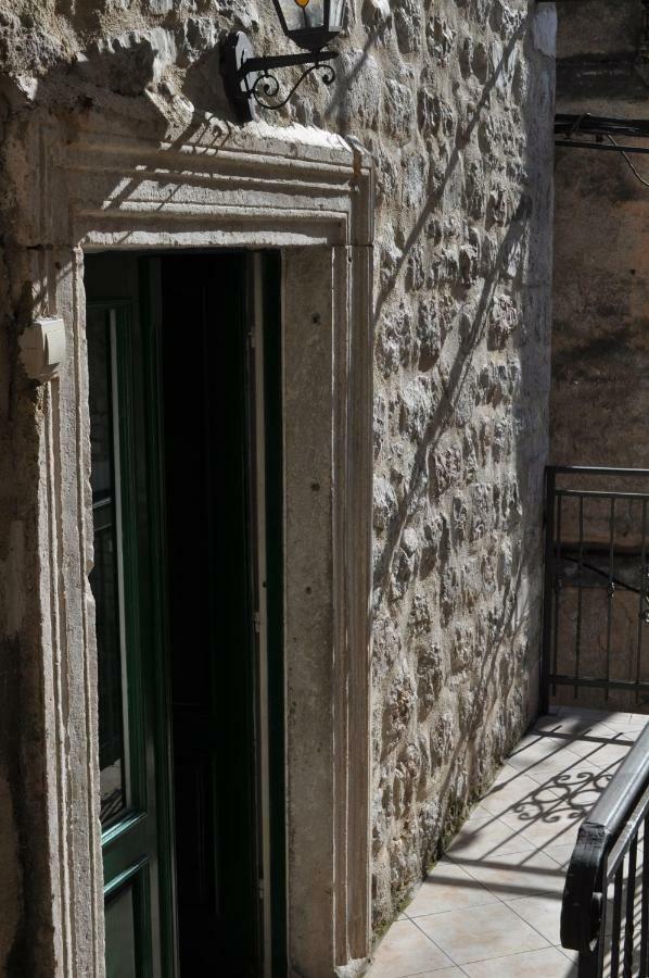 Kaya Apartment Kotor Exterior photo
